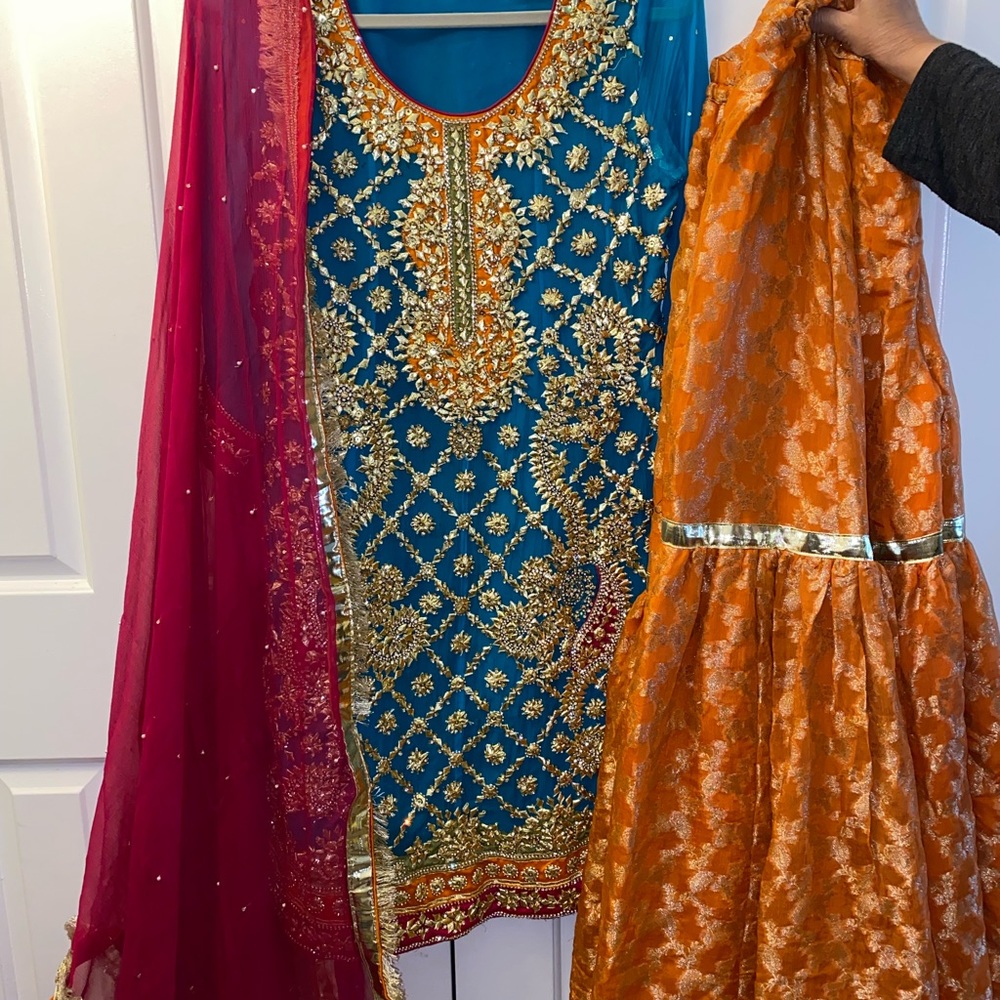 Pakistani suit
3 piece - gharara, dupatta and gota shirt